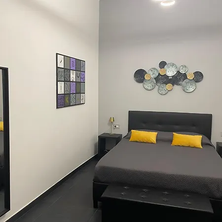 Mina E Milly Lejlighed Napoli